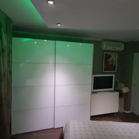 Yassen Luxury * ساني بيتش