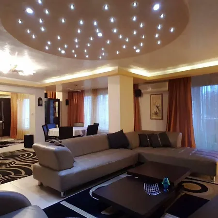 Yassen Luxury شقة *