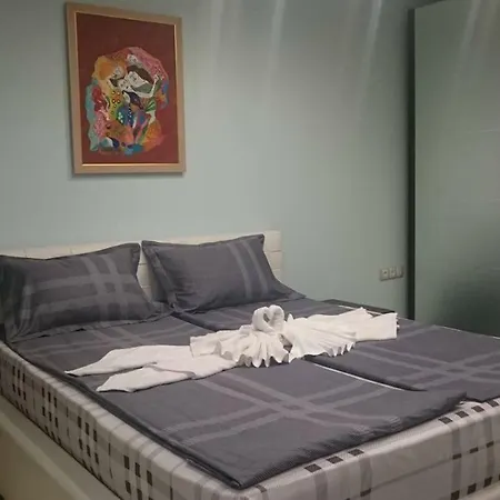 Yassen Luxury Apartment